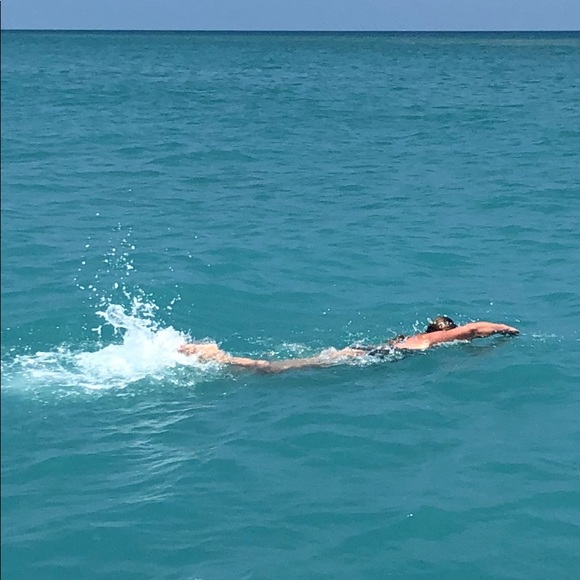 Meet your Posher, Cyndi - Picture 1 of 1